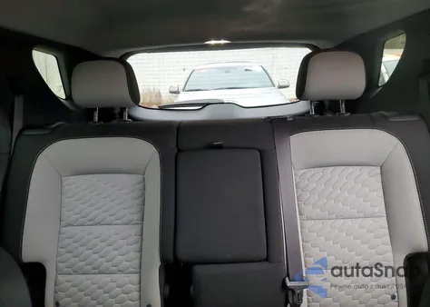 2021 Chevrolet Equinox Ls z USA, uszkodzony, nr VIN 2GNAXHEV2M6112970